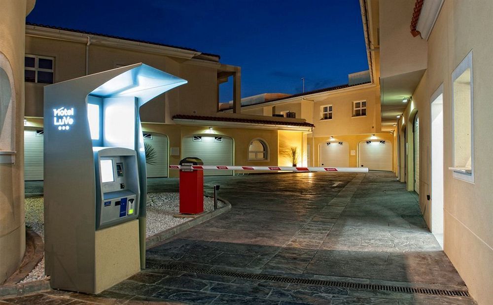 Hotel Luve سان أنتونيو دي باناغيبير المظهر الخارجي الصورة